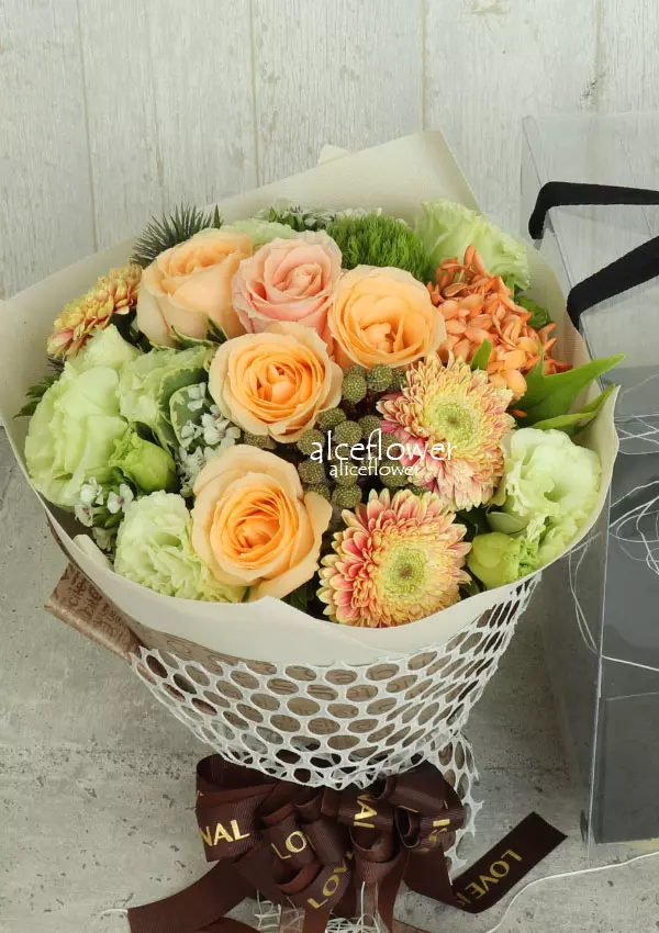 @[Rose Bouquet in box],Romance touch