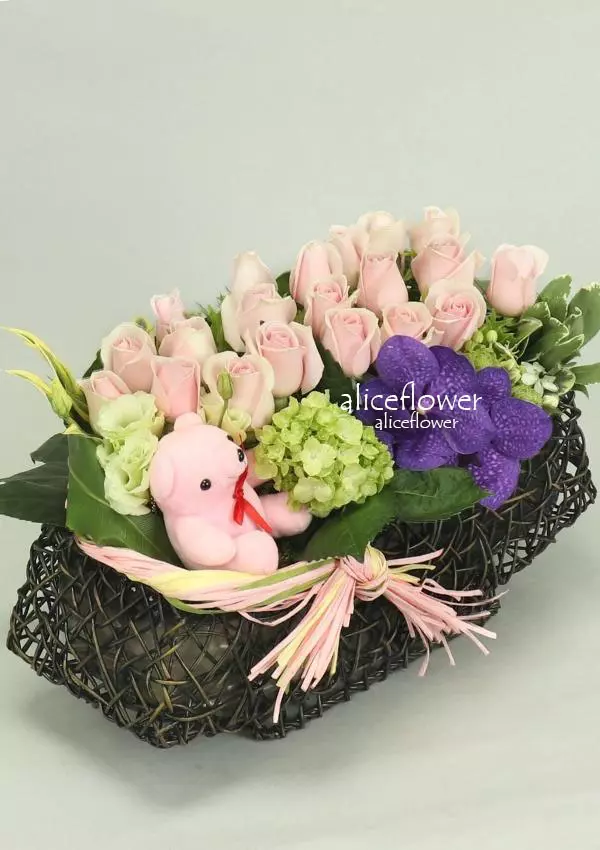 @[Rose Bouquet in box],Sweet Baby