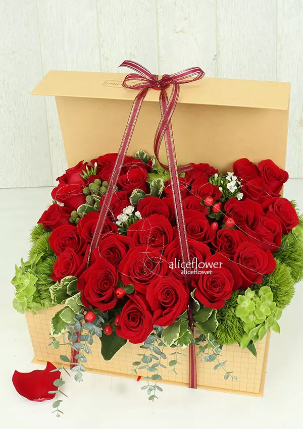 Imported Rose Arranged,Heart Shaped Red Rose Potted Flowers