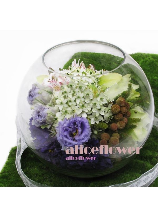 X´mas Arranged Flowers,White flowers ball