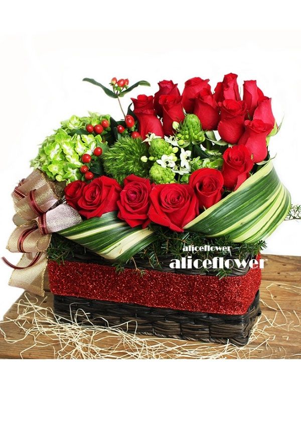 精緻盆花設計,珍愛無悔紅玫瑰盆花