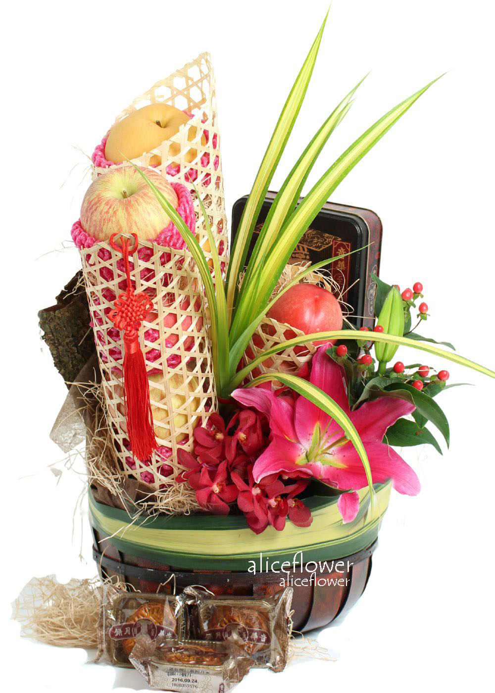 Moon Festival,Autumn gaiety fruit basket