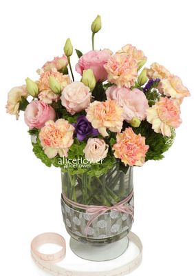 Spring Bouquets in Vase,Heart to Heart