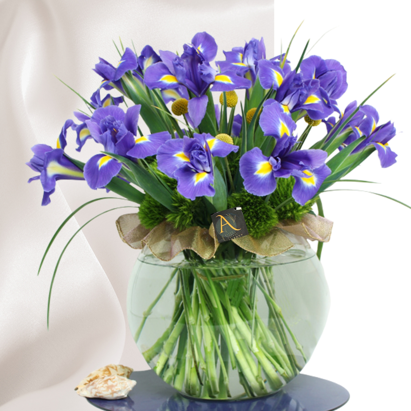 Birthday bouquet,Blue Aliceflowers in the Glass