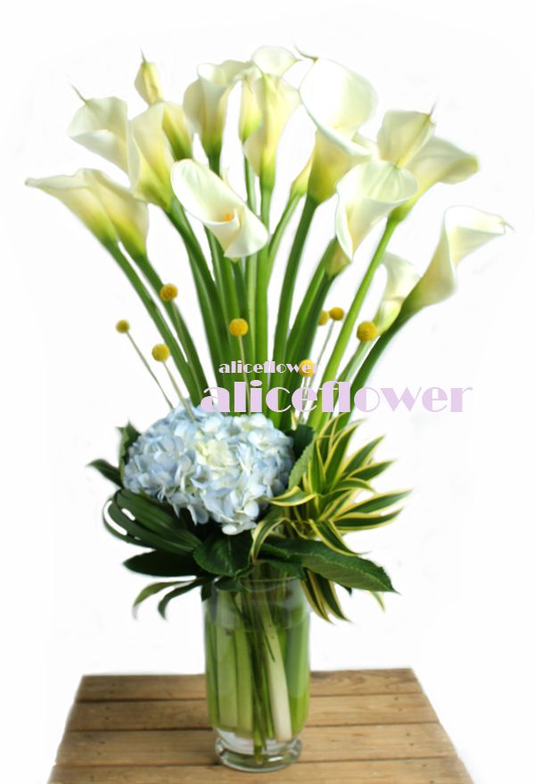 Spring Bouquets in Vase,Pure Lover Calla Lily