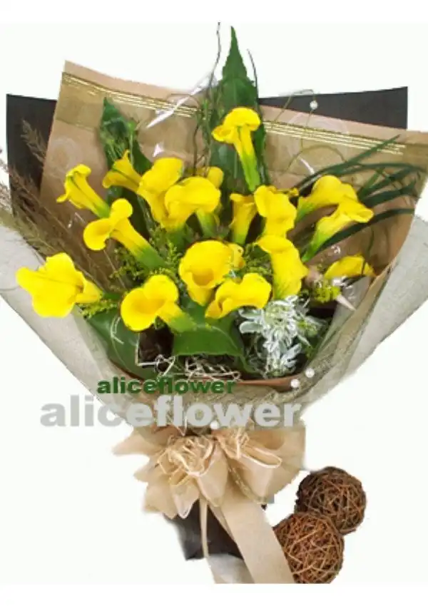 @[Autumn Bouquets],Yellow Calla lily cheer
