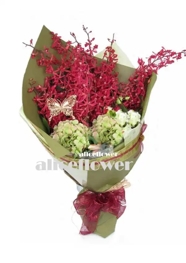 @[Hand wrapped bouquet],Red coral bouquet