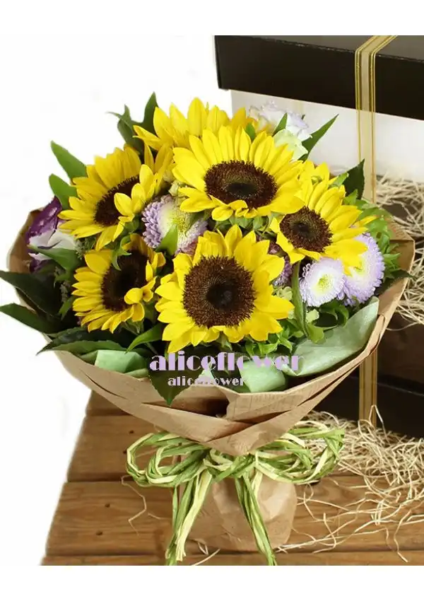 @[Hand wrapped bouquet],Happy Sunflower