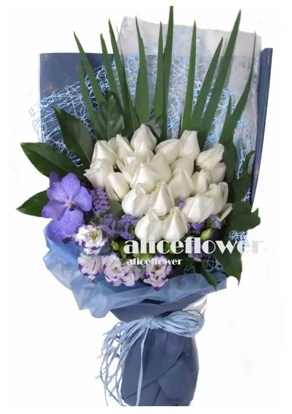 @[Happy Birthday Flowers],Affectionate Language White Roses