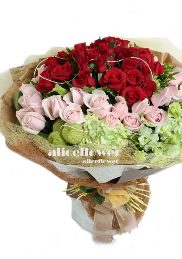 Rose Bouquet 99 roses-Colorful Love,Alice florist Taipei, TAiwan..