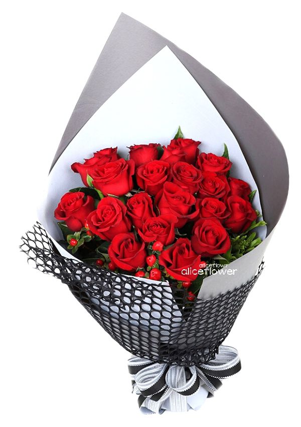 仲夏夜花束,仙杜瑞拉紅玫瑰花束