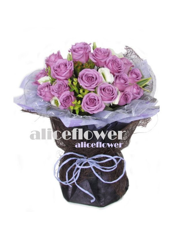 進口大朵玫瑰花束,紫境魔幻紫玫瑰金鑽花束